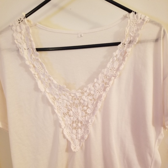 🆕️SOLD! Three Pack of Plus Size Shirts🆕️ - Picture 2 of 7